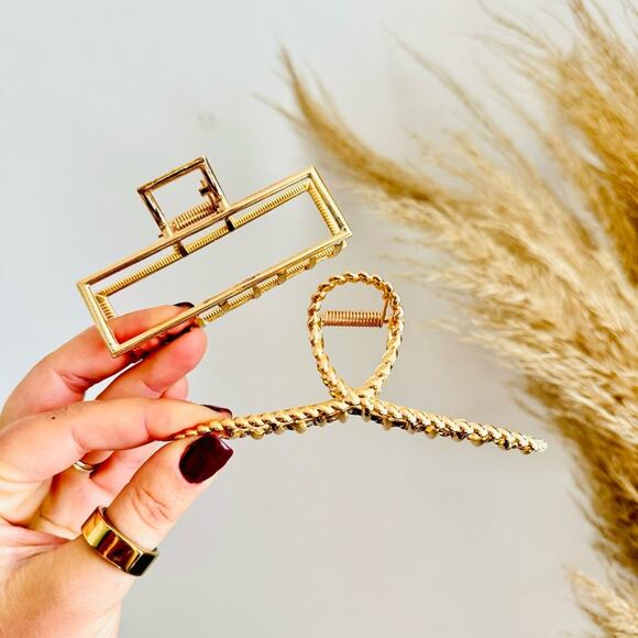 NEW ANTHROPOLOGIE Jumbo XL Rectangular Open Gold Metal Hair Claw Clip Set Duo 2 - Picture 1 of 11
